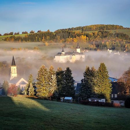 Ferienzimmer Im Schoenen Erzgebirge Apartamento Neuhausen  Exterior foto