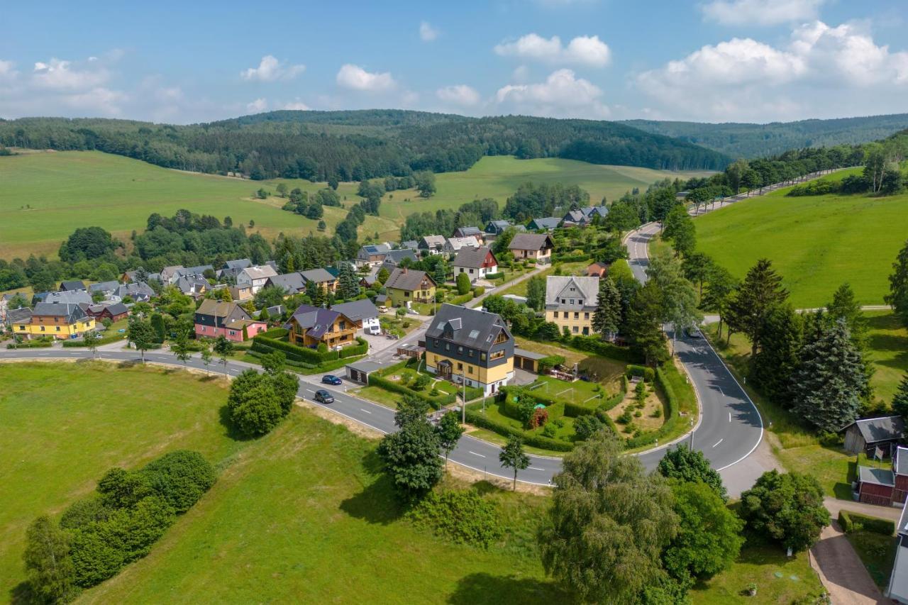 Ferienzimmer Im Schoenen Erzgebirge Apartamento Neuhausen  Exterior foto